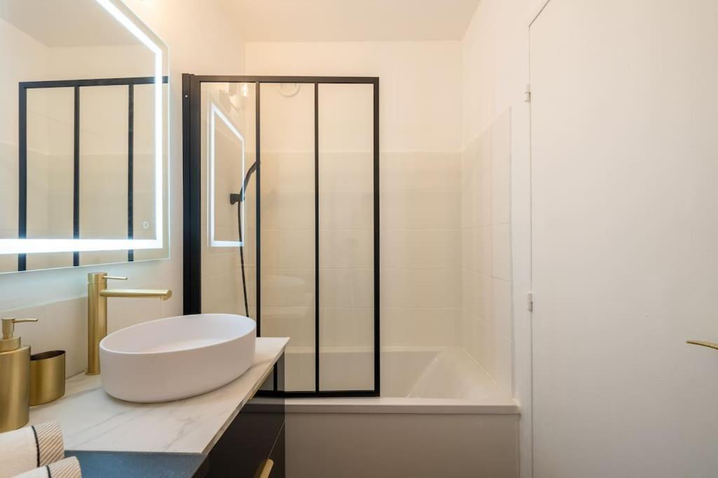 Appartement Cosy Art Deco/ Proche Centre-Ville Nantes Exterior foto